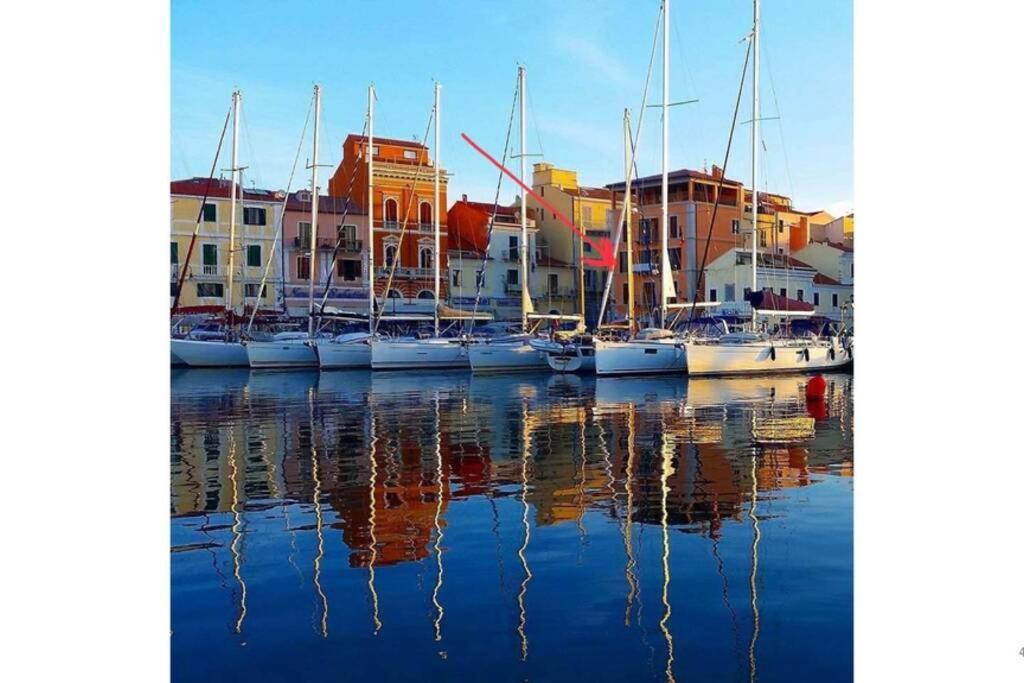 Maison Sur L'Ancien Port, La Maddalena La Maddalena  Ngoại thất bức ảnh